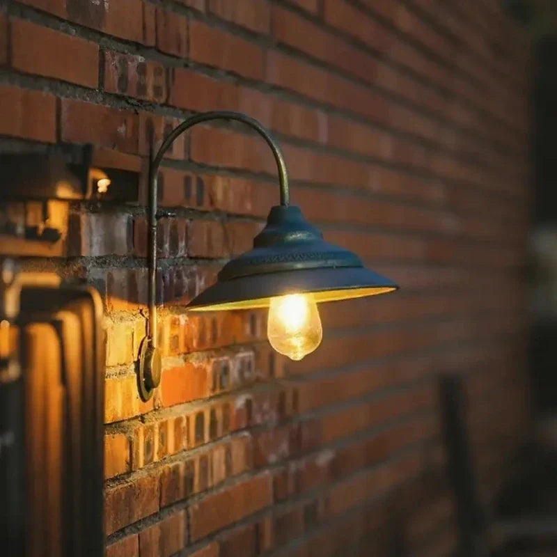 Solar Powered Vintage Outdoor Wall Light