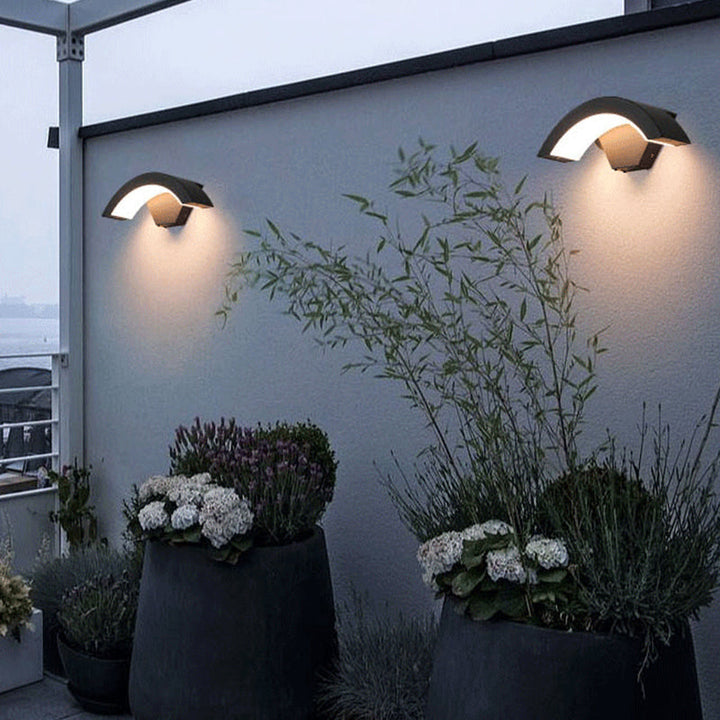 Arc Outdoor Wall Light | Black, Optional Motion Sensor