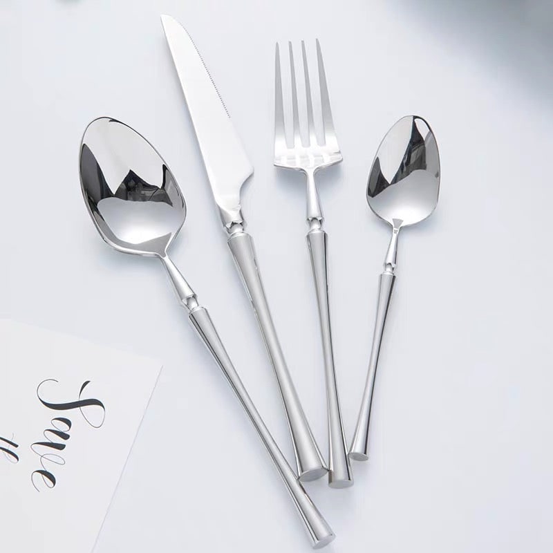 24-piece stainless steel cutlery set