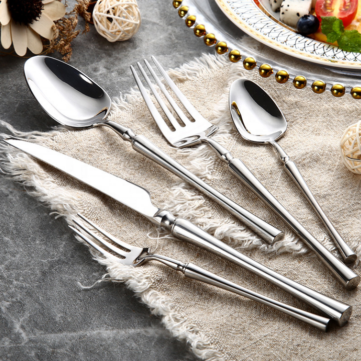24-piece stainless steel cutlery set
