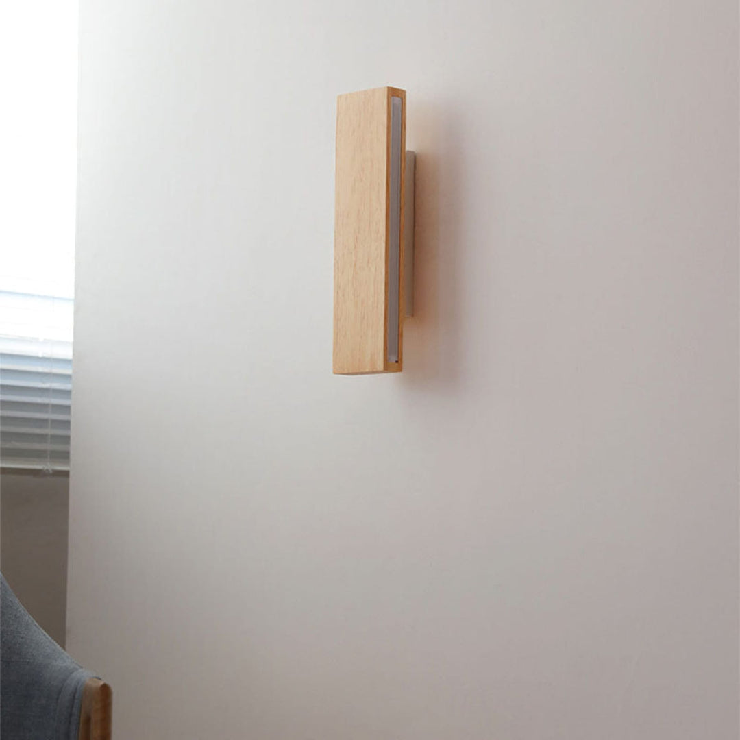 Rotating Wood Wall Light | Up and Down LED, 22 or 32 cm