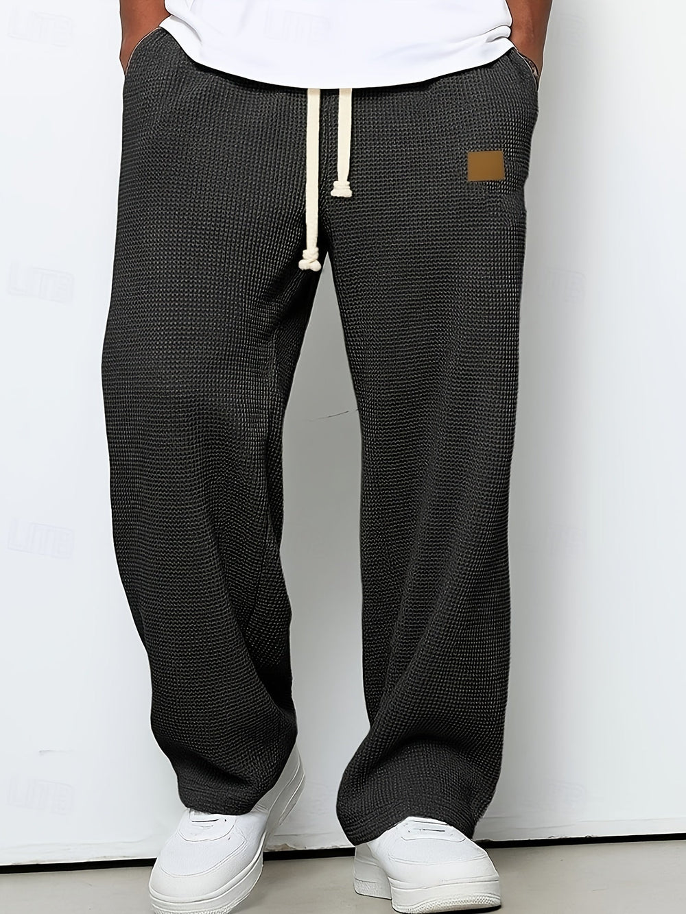 Men's Textured Relaxed-Fit Everyday Trousers – image 2