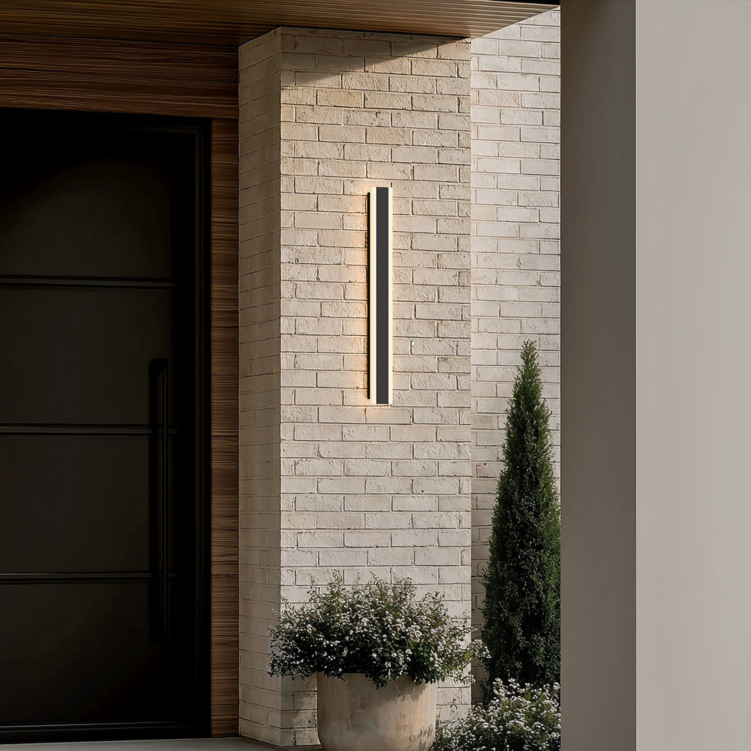 Dusk-to-Dawn Linear Outdoor Wall Light | Black, 30-240 cm