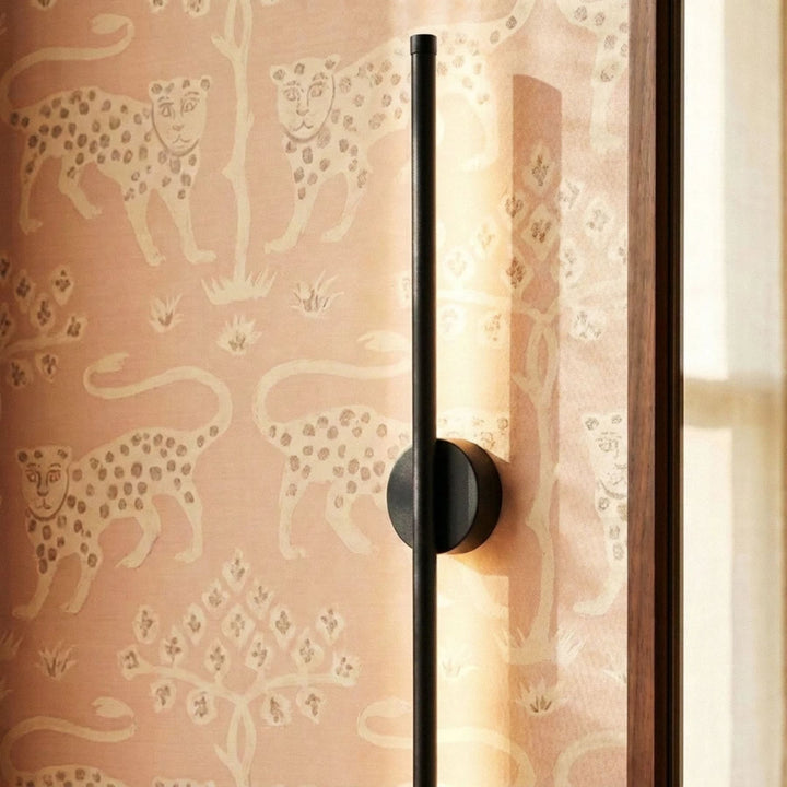 Slim LED Line Wall Light | Black or Gold, 60-100 cm