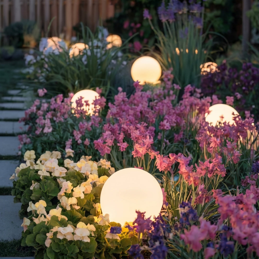 Solar Garden Orb - Wireless Outdoor Light