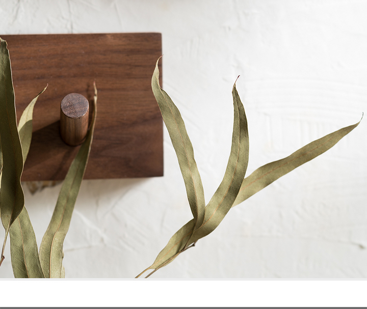 Solid Wood Peg Rail | Walnut or Beech, 4 to 6 Pegs