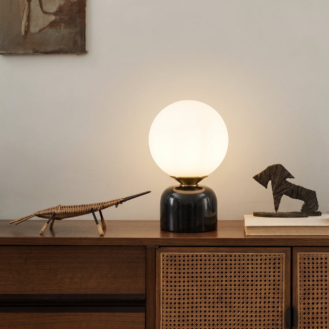 Hindsa Table Lamp