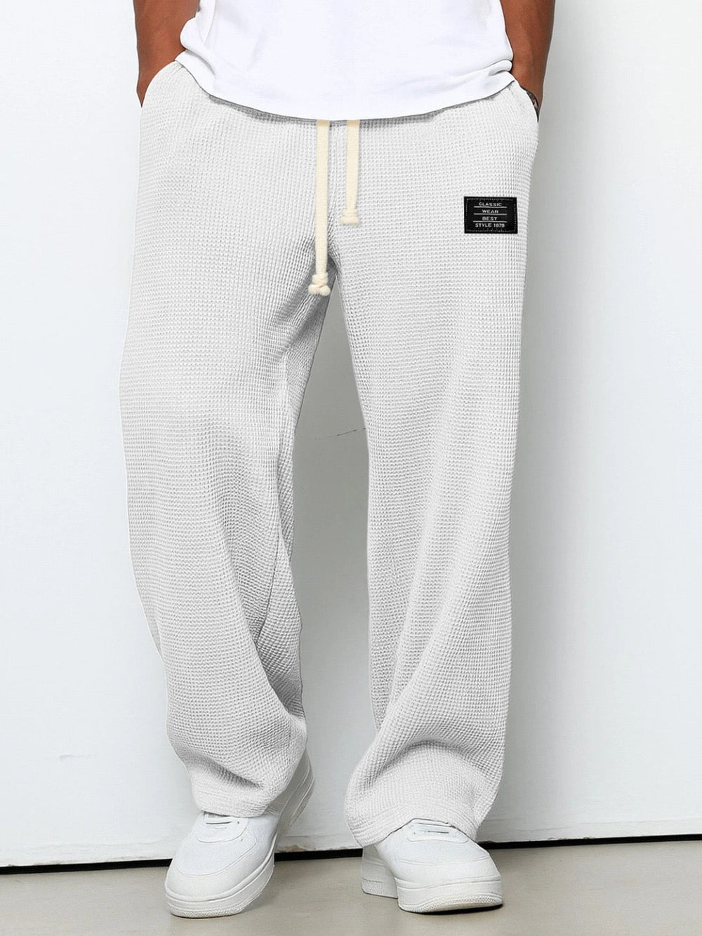 Men's Relaxed-Fit Everyday Trousers – image 2