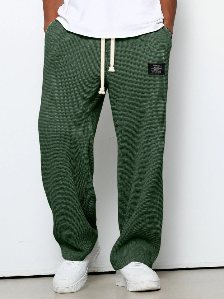 Men's Relaxed-Fit Everyday Trousers – image 10