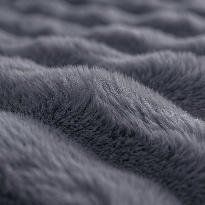 Faux Fur Bubble Sofa Throw | Large, 180 cm Wide, 6 Colours
