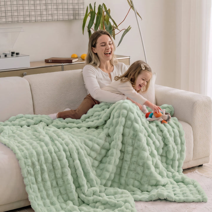 Faux Fur Bubble Sofa Throw | Large, 180 cm Wide, 6 Colours