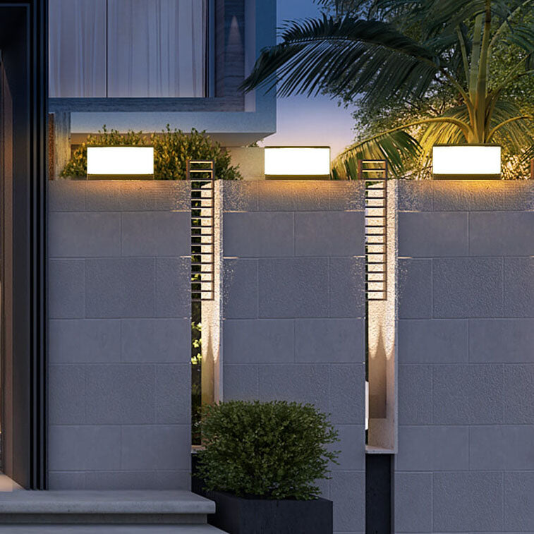 Modern Round Solar LED Post Light 1-Light