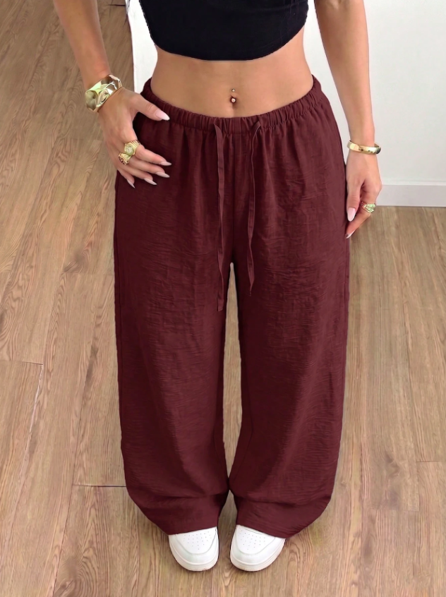 Women's Wide-Leg Relaxed-Fit Everyday Trousers – image 1