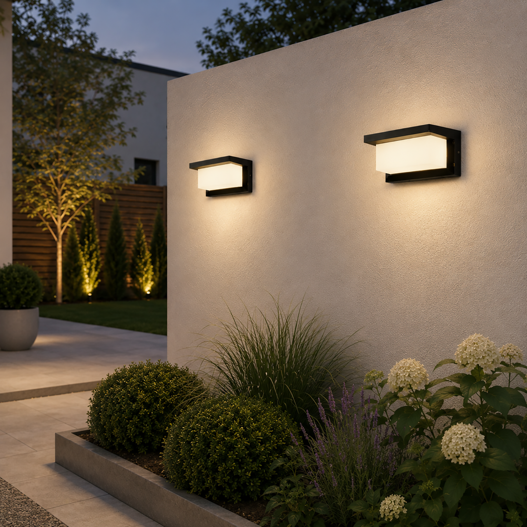 Outdoor Wall Light image 4