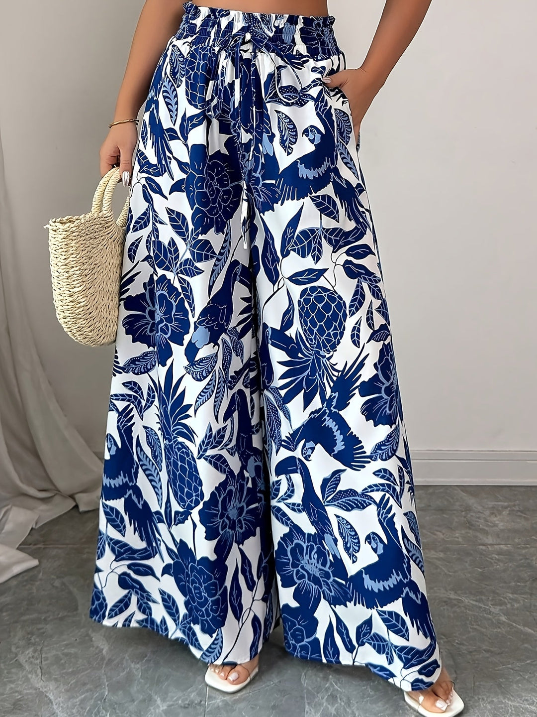 Women's Wide-Leg Everyday Trousers – image 9