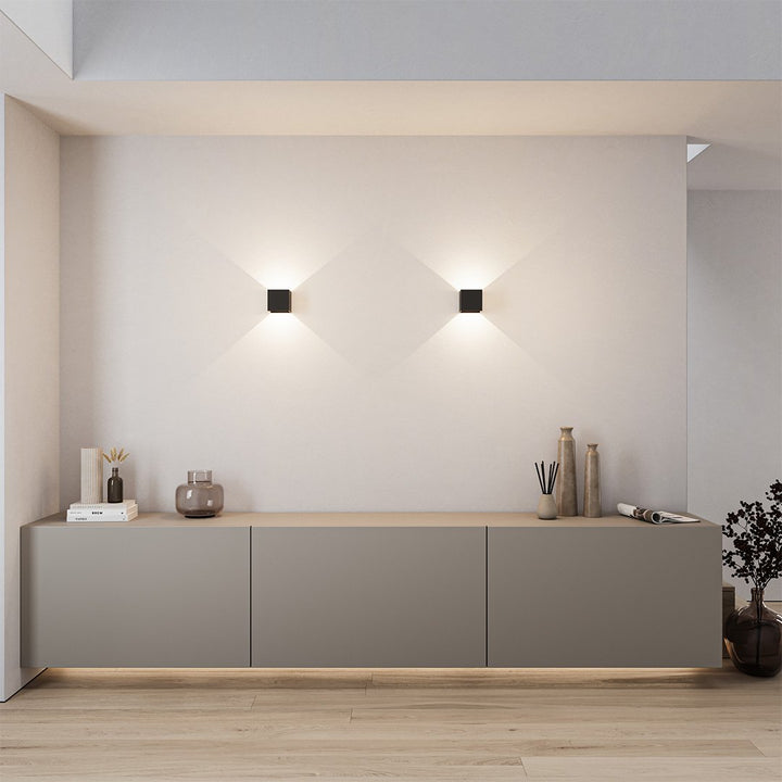 Xena Weatherproof Aluminium Wall Light – image 9