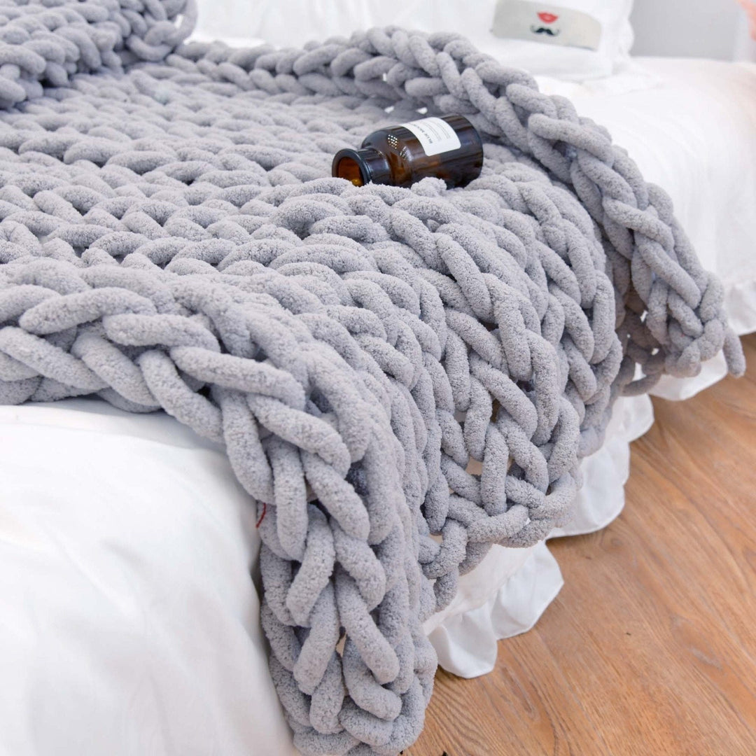 Chunky knit chenille throw blanket