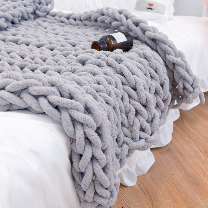 Chunky knit chenille throw blanket