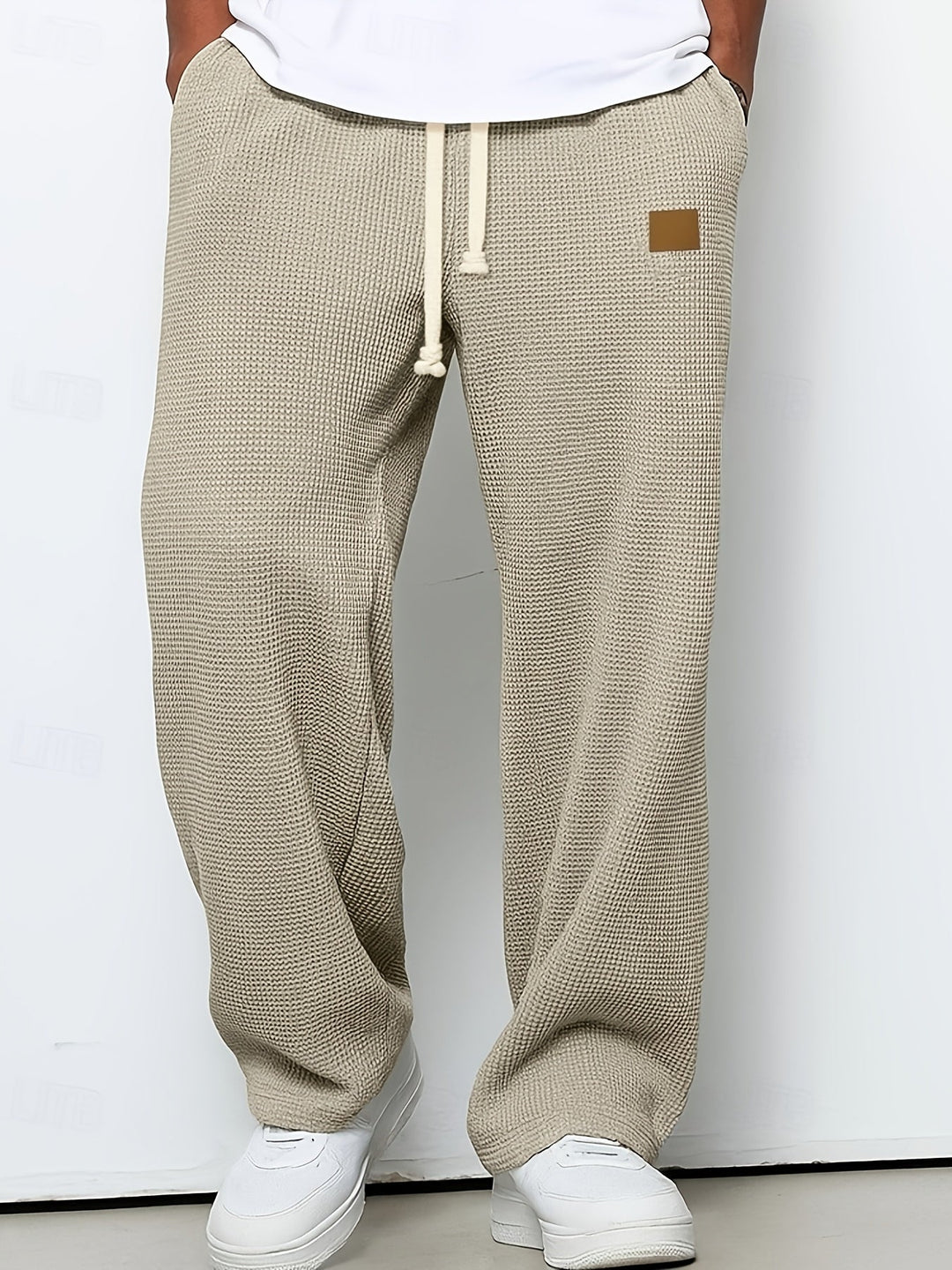 Men's Textured Relaxed-Fit Everyday Trousers – image 3