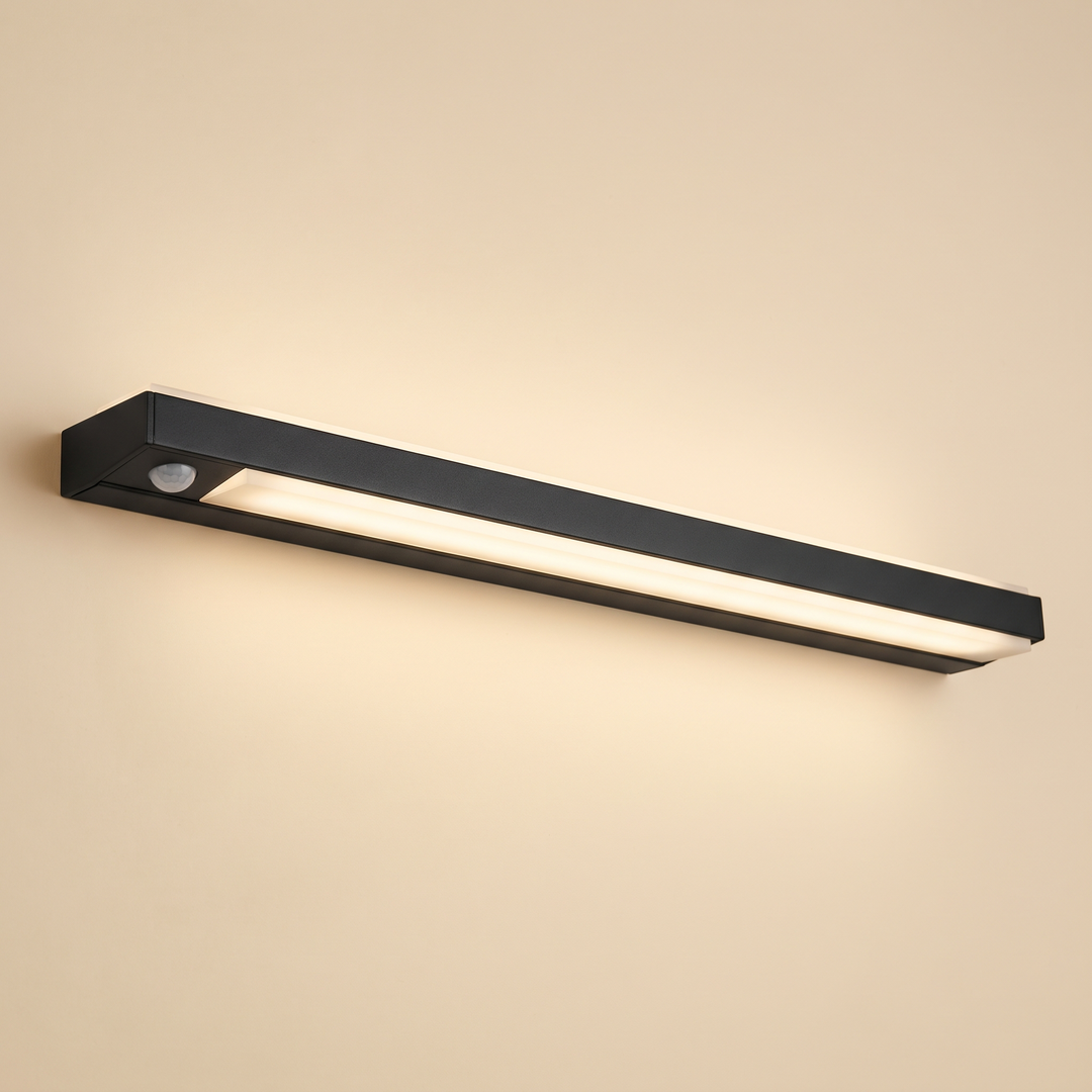 Linear LED Wall Light with Dusk-to-Dawn Sensor - 3 Colours + Remote Dimming