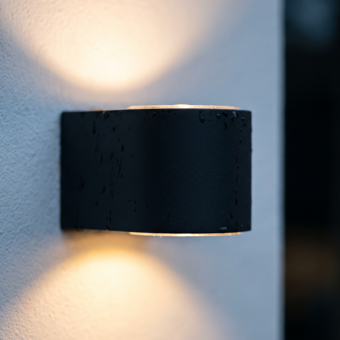 Minimalist Outdoor Wall Light - Two Styles