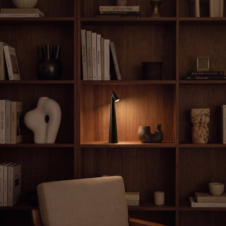 Lumina Table Lamp