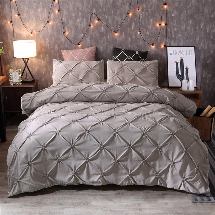 Pintuck pinch pleat duvet cover set