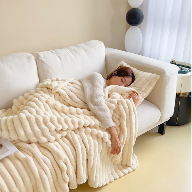 Ribbed faux fur throw