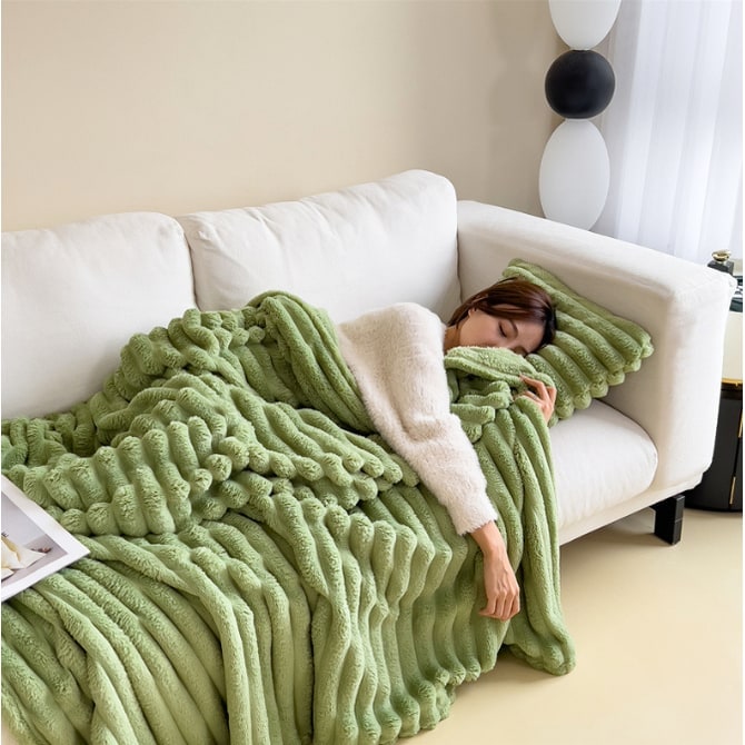 Ribbed faux fur throw