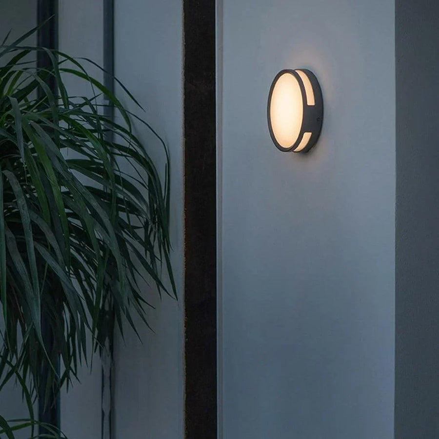 Round ring outdoor wall light