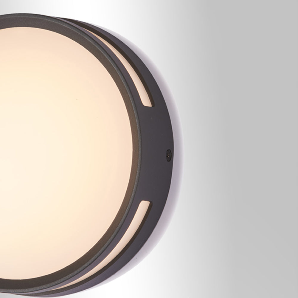 Round ring outdoor wall light