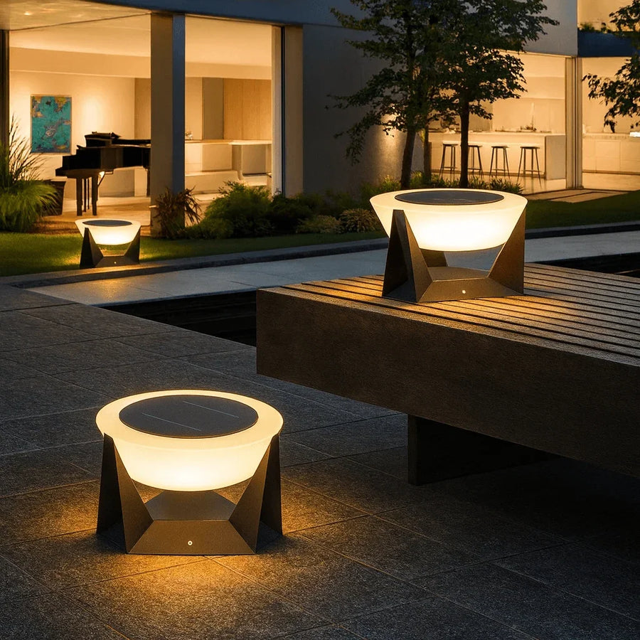 Solar Landing Terrace Light, view 2