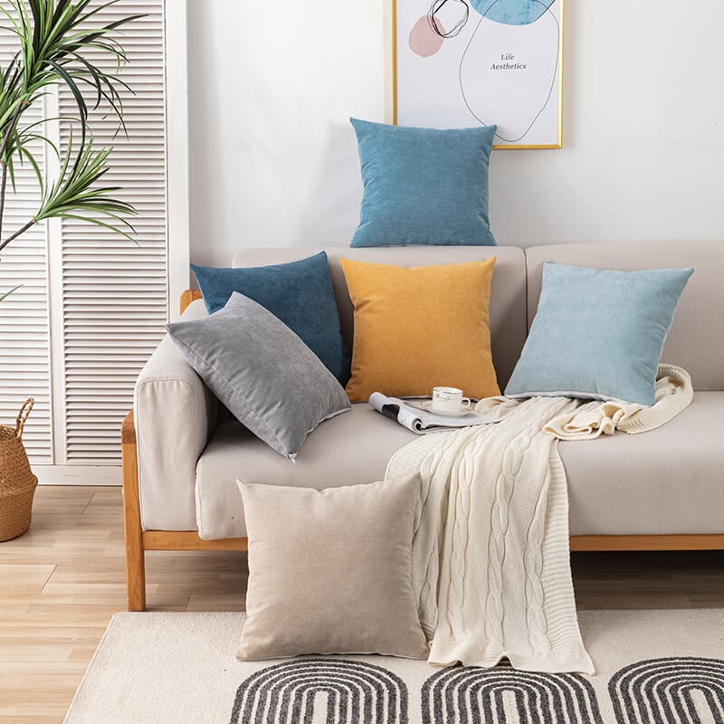 Water-resistant chenille sofa throw