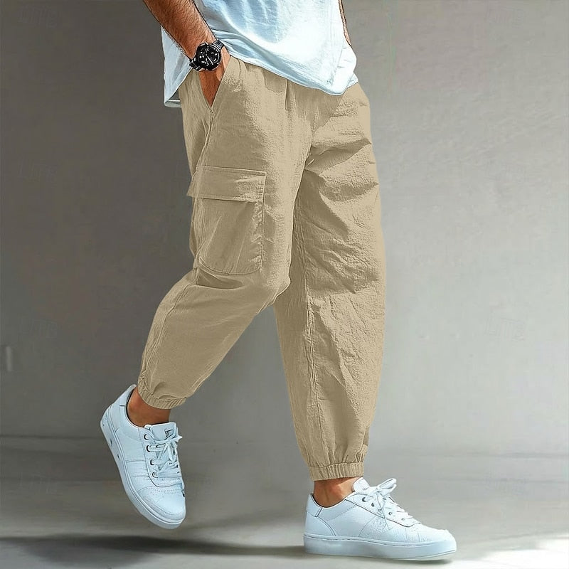 Men's Relaxed-Fit Cargo Everyday Trousers – image 3